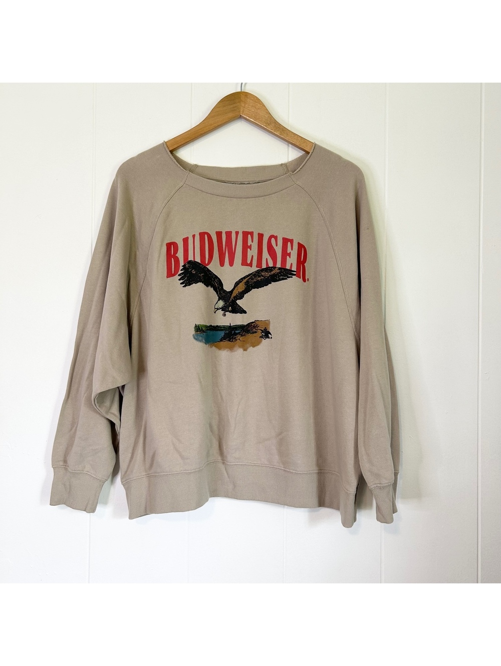 Budweiser Tan Bald Eagle Long Sleeve Graphic Sweater Sweatshirt Women's XL